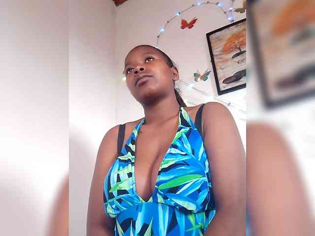 Sayrahsexy webcam