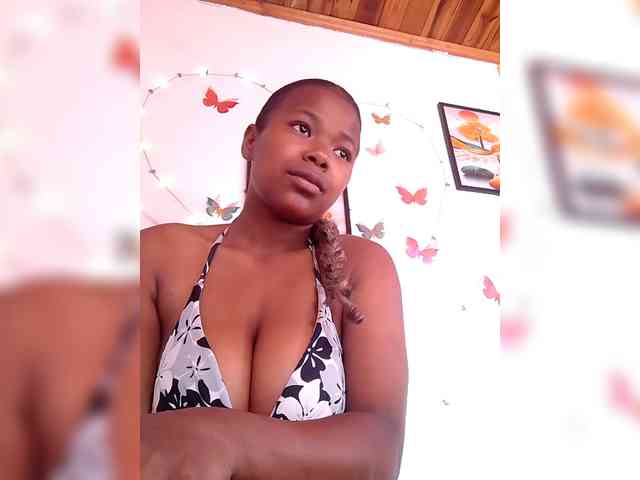 Sayrahsexy webcam