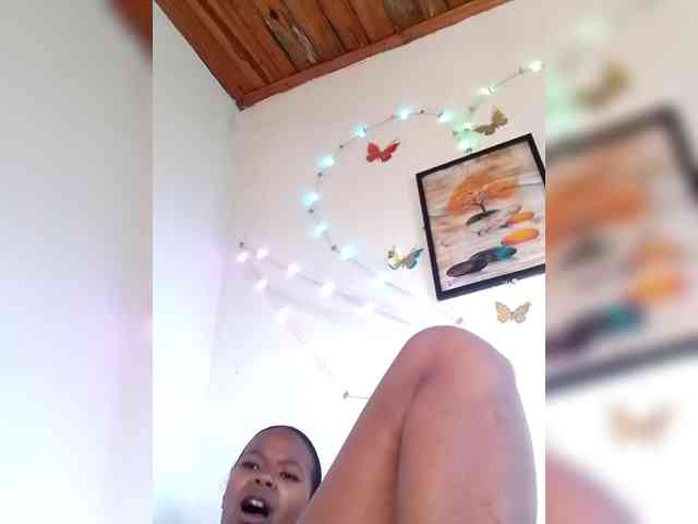 Sayrahsexy webcam