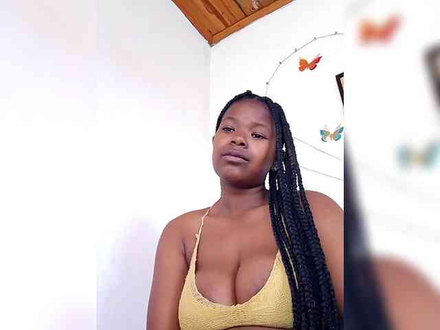 Sayrahsexy webcam