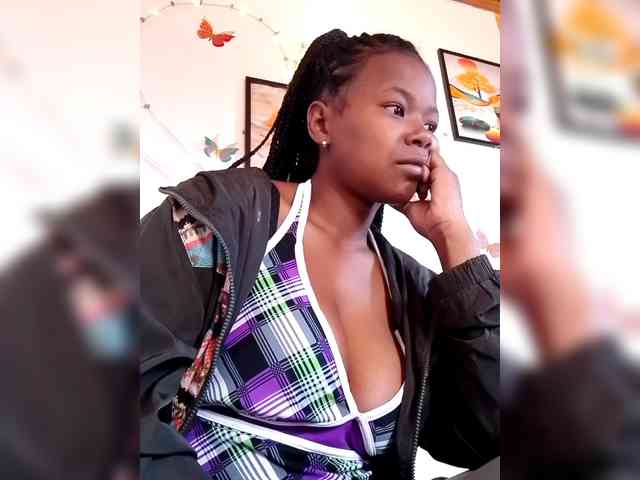 Sayrahsexy webcam