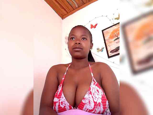 Sayrahsexy webcam