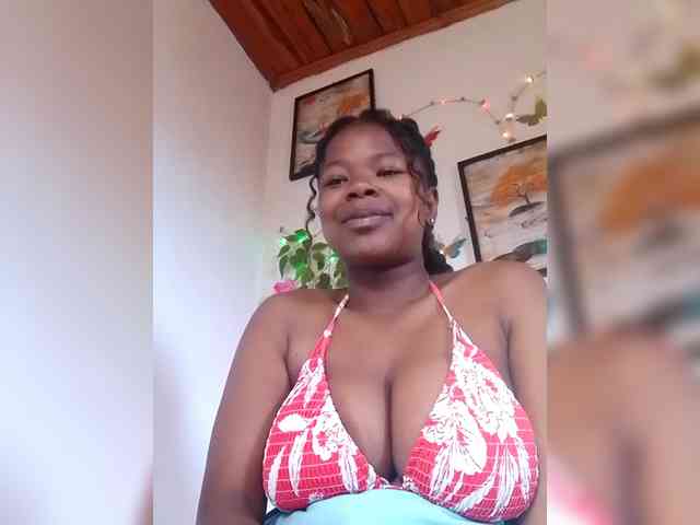 Sayrahsexy webcam