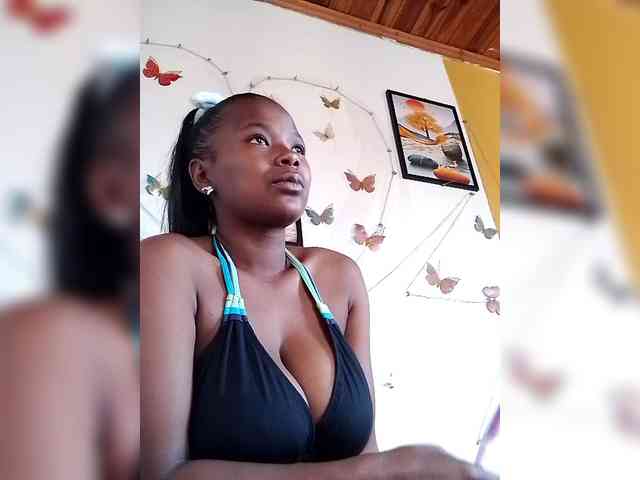 Sayrahsexy webcam