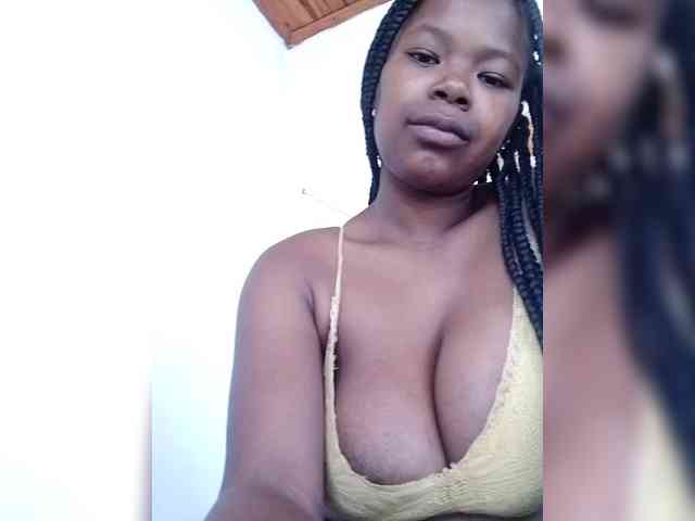 Sayrahsexy webcam