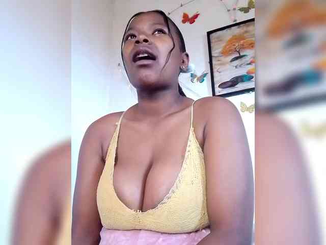 Sayrahsexy webcam