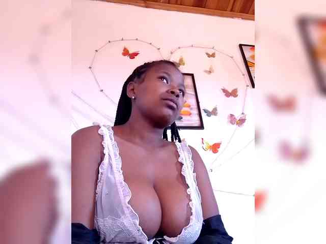 Sayrahsexy webcam