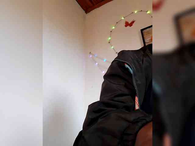 Sayrahsexy webcam