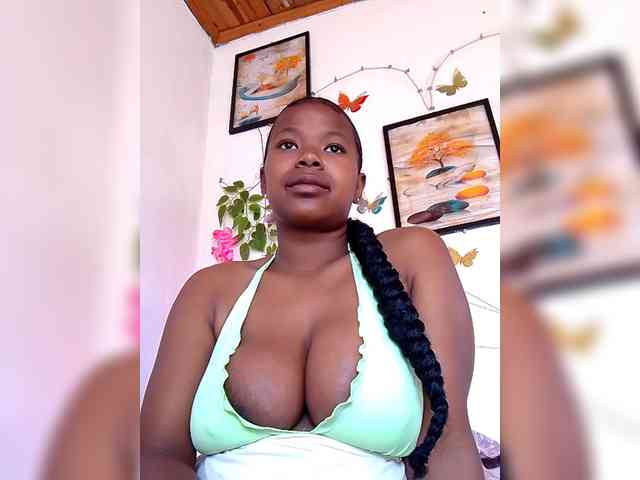 Sayrahsexy webcam