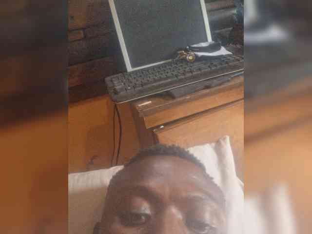 Blackmamba21 Live Webcam on BongaCams