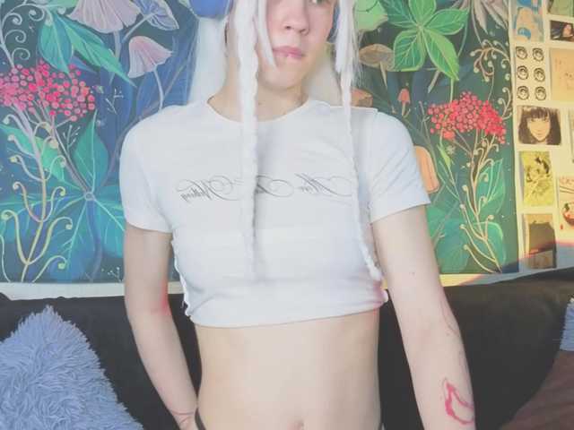 PeacchyPawss live cam on BongaCams