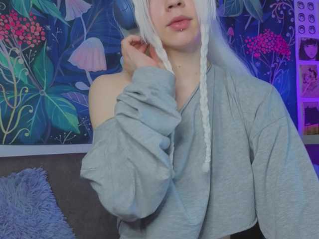PeacchyPawss live cam on BongaCams