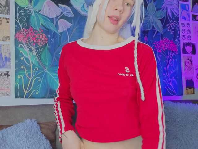 PeacchyPawss live cam on BongaCams