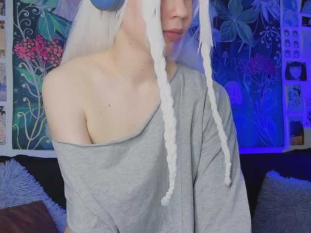 PeacchyPawss live cam on BongaCams
