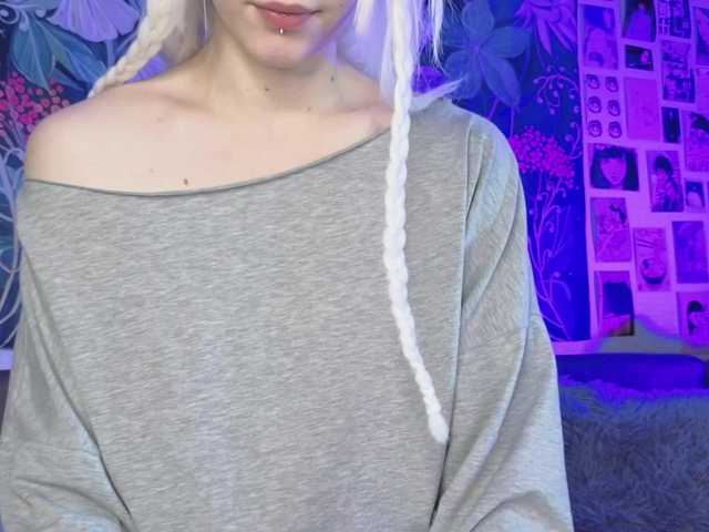 PeacchyPawss live cam on BongaCams