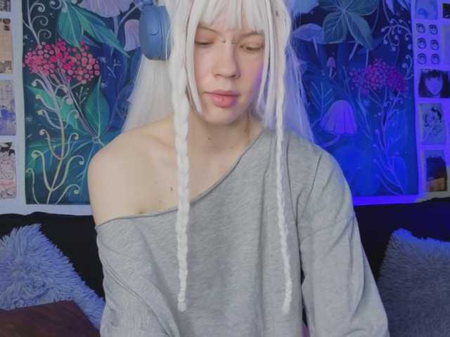 PeacchyPawss live cam on BongaCams