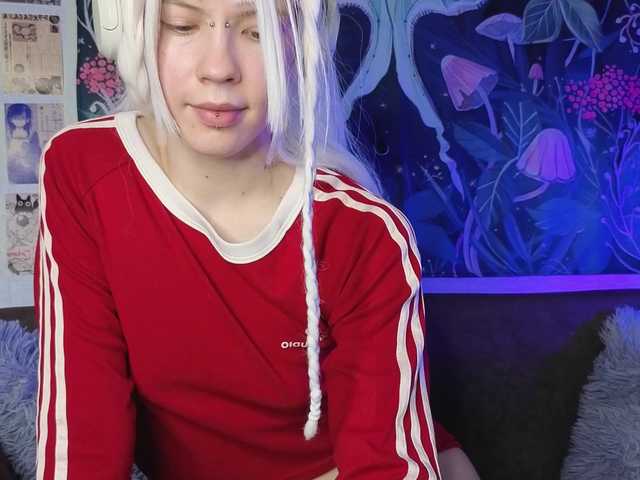 PeacchyPawss live cam on BongaCams