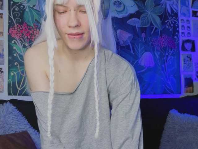 PeacchyPawss live cam on BongaCams