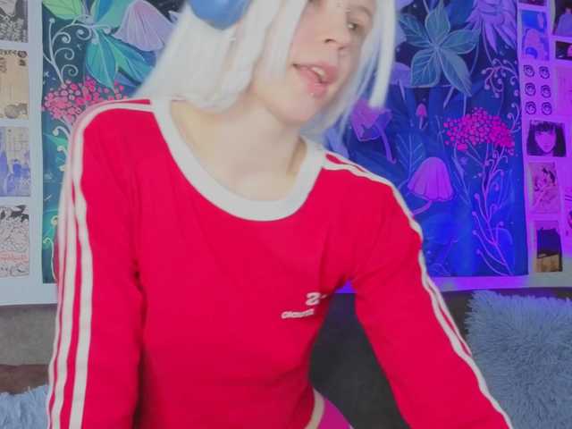 PeacchyPawss live cam on BongaCams
