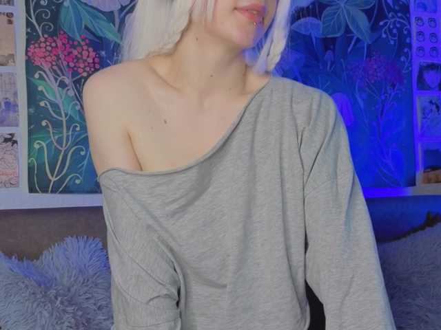 PeacchyPawss live cam on BongaCams