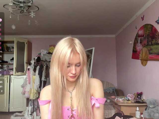 LeilaGerveler live cam on BongaCams