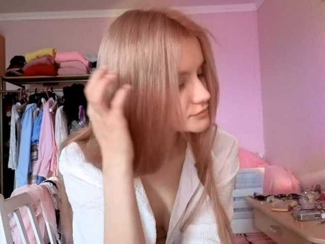 LeilaGerveler live cam on BongaCams