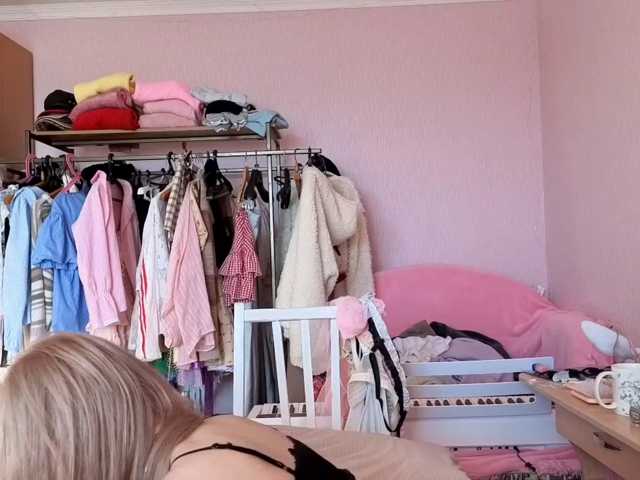 LeilaGerveler live cam on BongaCams