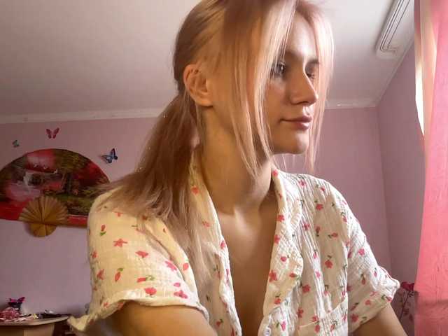 LeilaGerveler live cam on BongaCams