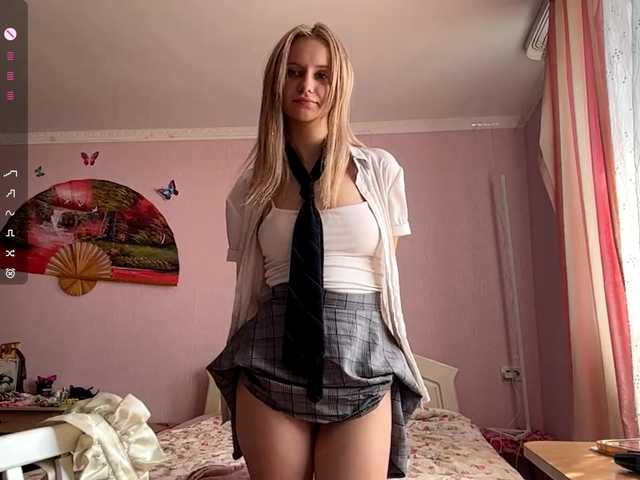 LeilaGerveler live cam on BongaCams
