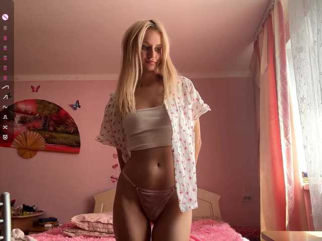 LeilaGerveler live cam on BongaCams
