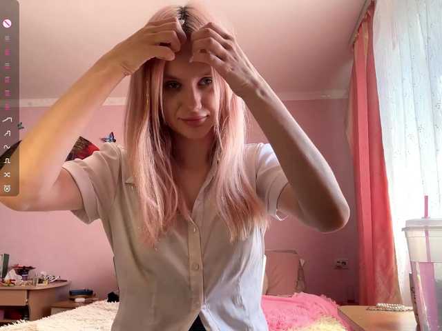 LeilaGerveler live cam on BongaCams
