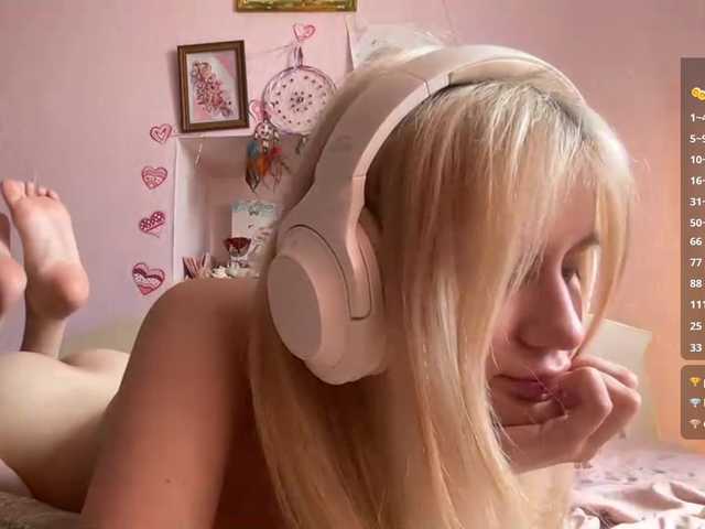 LeilaGerveler live cam on BongaCams