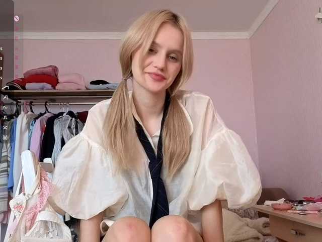 LeilaGerveler live cam on BongaCams