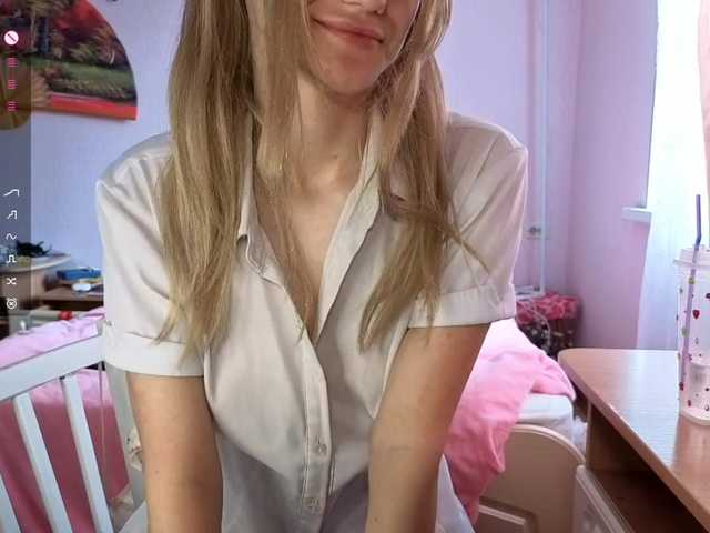 LeilaGerveler live cam on BongaCams