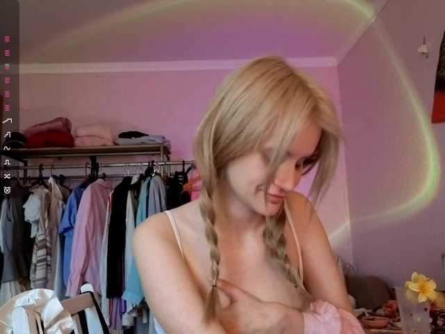 LeilaGerveler live cam on BongaCams