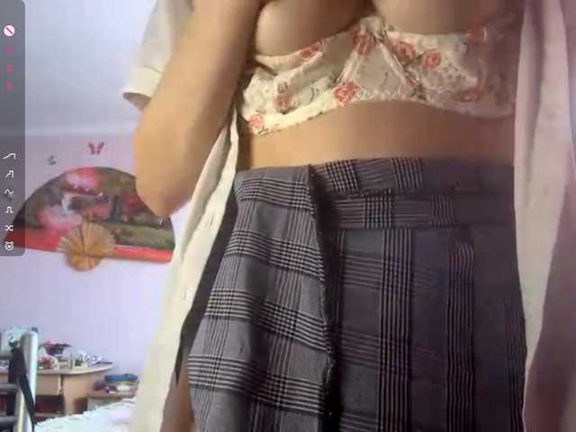 LeilaGerveler live cam on BongaCams
