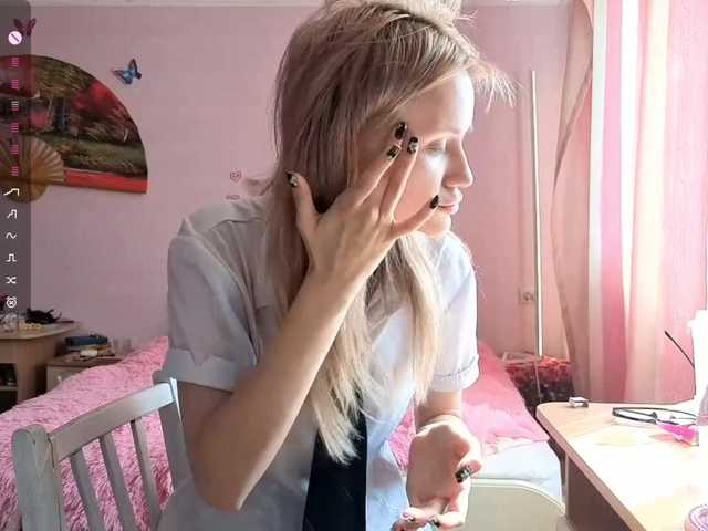 LeilaGerveler live cam on BongaCams