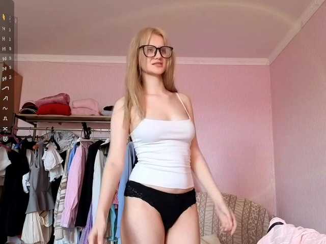 LeilaGerveler live cam on BongaCams