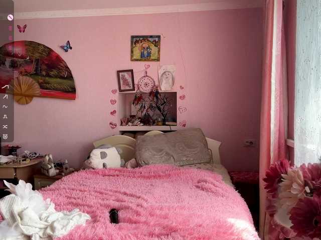 LeilaGerveler live cam on BongaCams