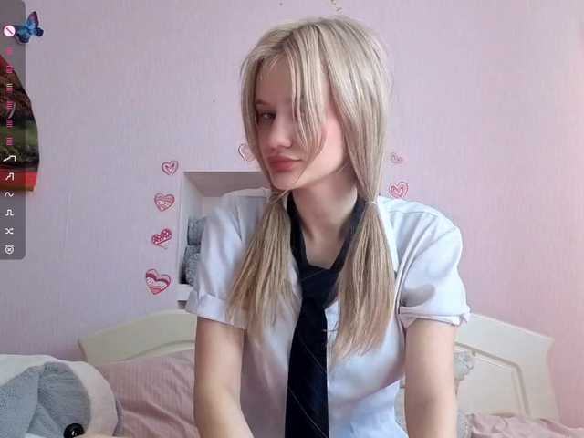 LeilaGerveler live cam on BongaCams