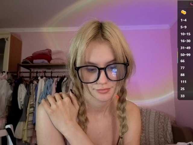 LeilaGerveler live cam on BongaCams