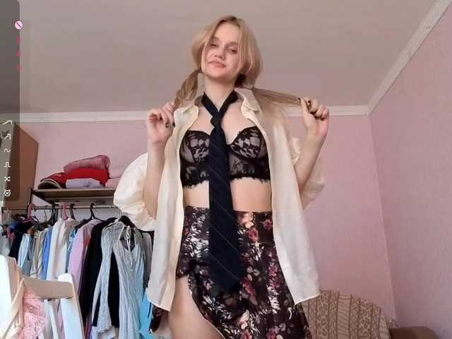 LeilaGerveler live cam on BongaCams