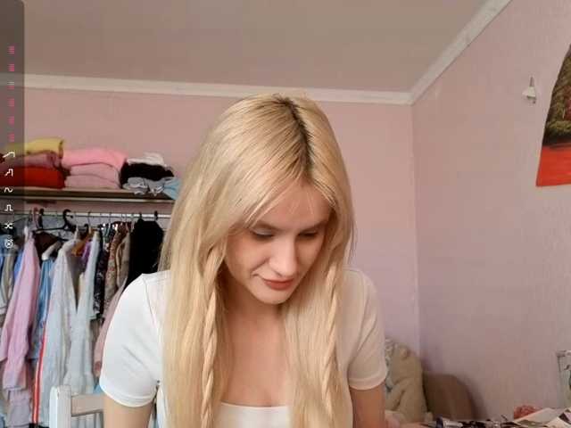 LeilaGerveler live cam on BongaCams