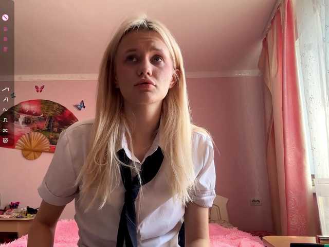 LeilaGerveler live cam on BongaCams