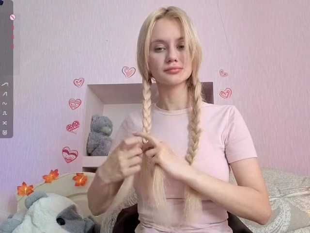 LeilaGerveler live cam on BongaCams