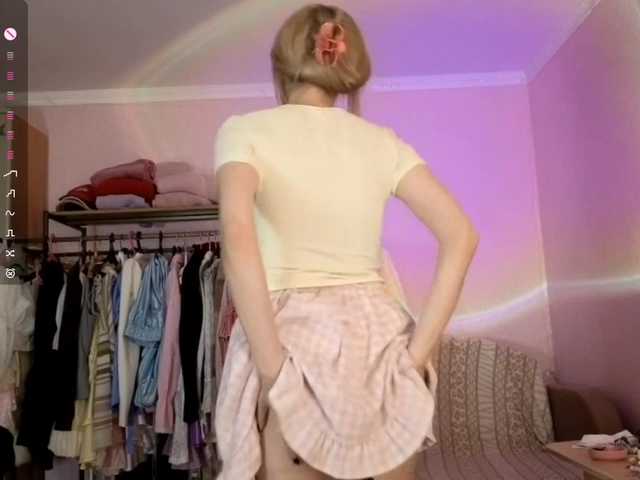 LeilaGerveler live cam on BongaCams
