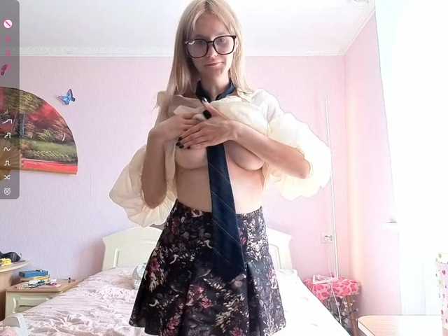 LeilaGerveler live cam on BongaCams