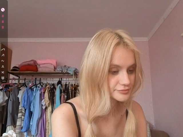 LeilaGerveler live cam on BongaCams