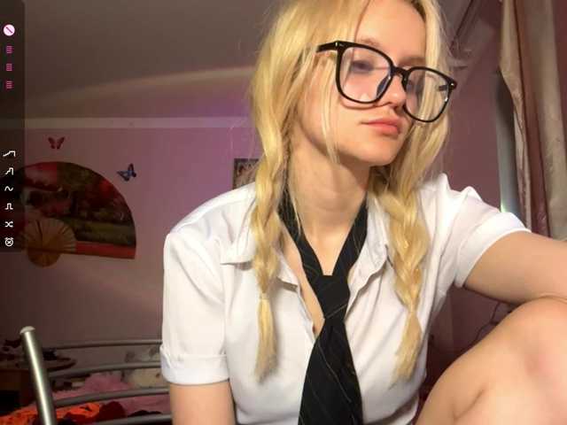 LeilaGerveler live cam on BongaCams