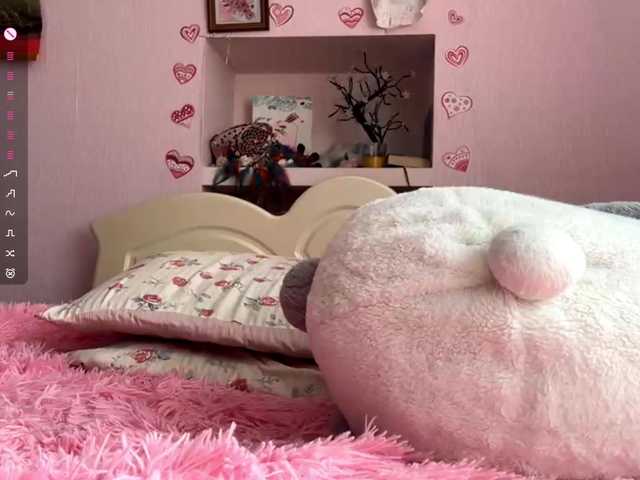 LeilaGerveler live cam on BongaCams